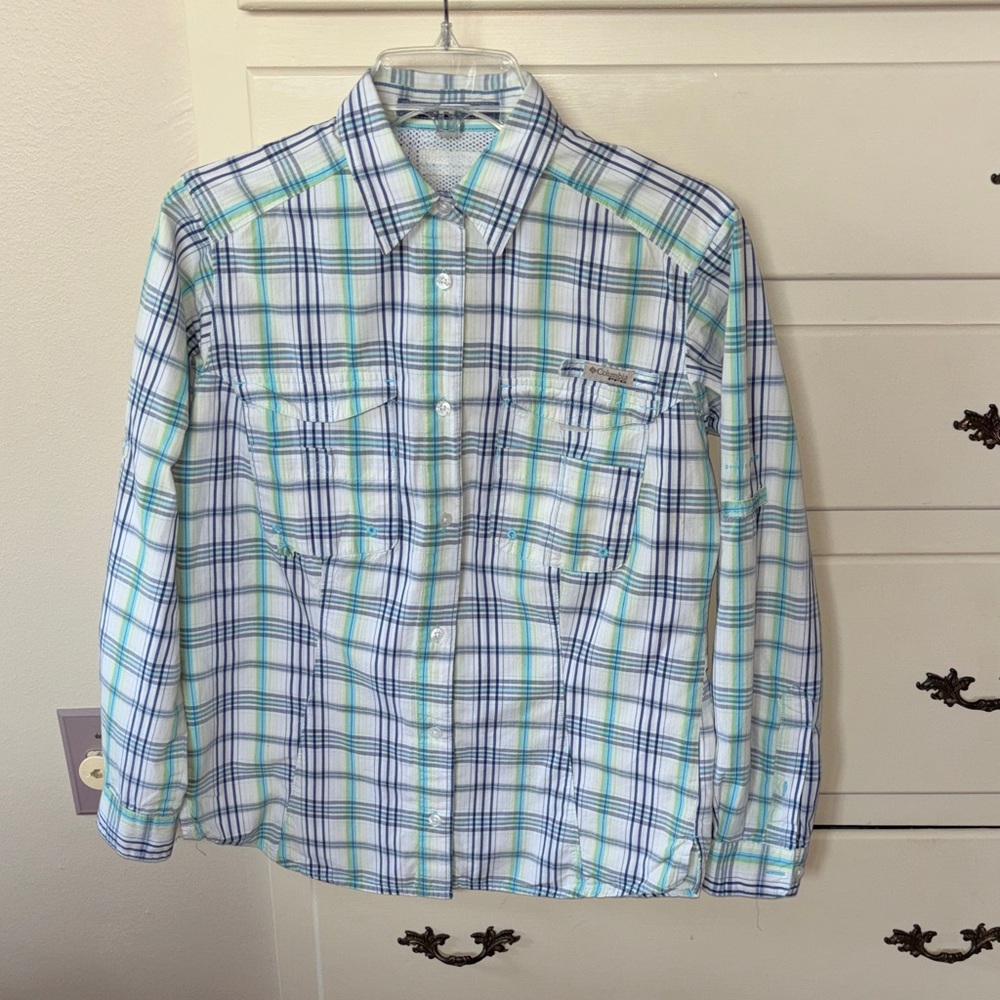 Columbia women’s Plaid Button-Down Shirt - White, Blue & Green